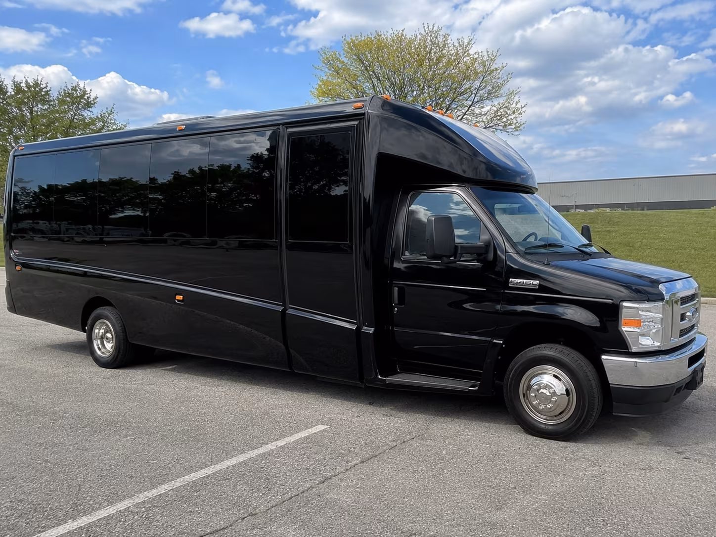 Burbank Airport Shuttle & Transportation party bus exterior