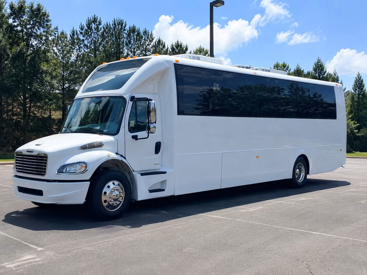 Burbank Birthday, Sweet 16, & Quinceañera Transportation onboard seating