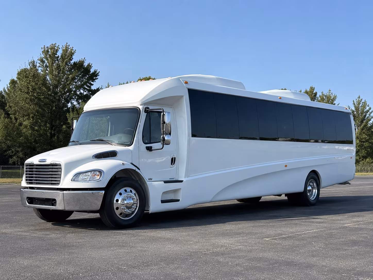 Burbank Winery Tour & Pub Crawl Transportation party bus exterior