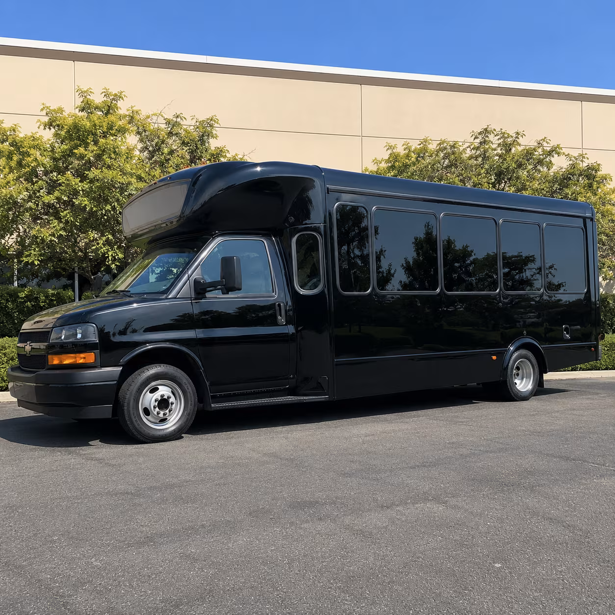 Los Angeles Homecoming & Prom Party Bus Rentals